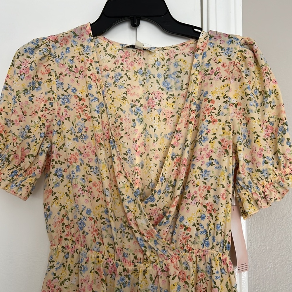 Dress - Picture 2 of 6